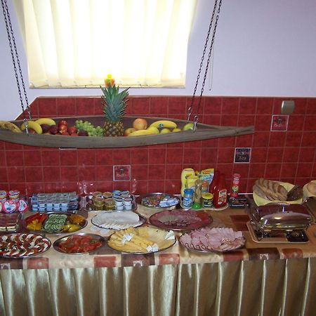 Bakster Bed & Breakfast Wladyslawowo Ngoại thất bức ảnh