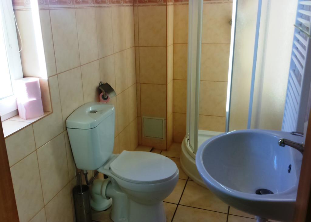 Bakster Bed & Breakfast Wladyslawowo Phòng bức ảnh