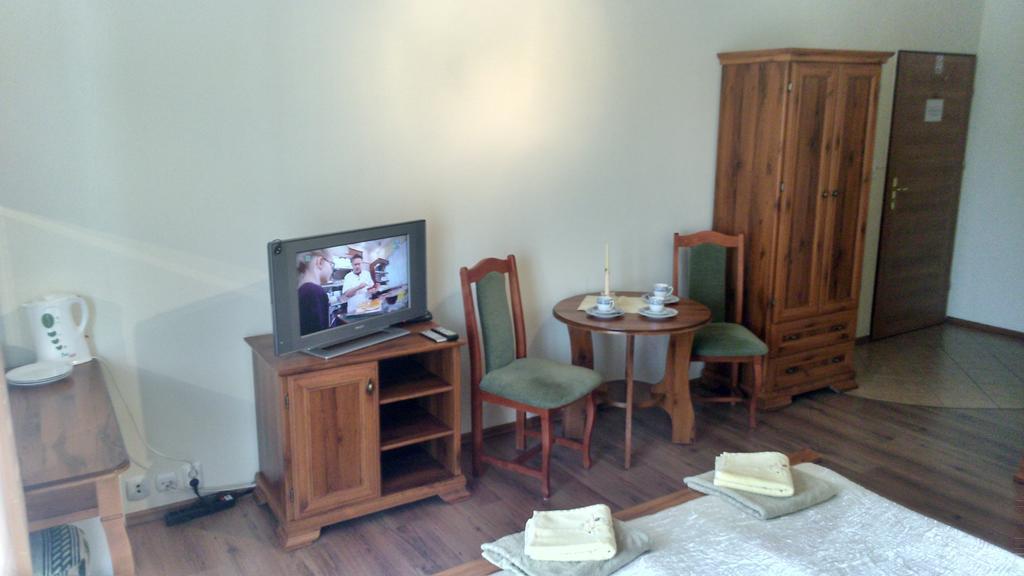 Bakster Bed & Breakfast Wladyslawowo Phòng bức ảnh